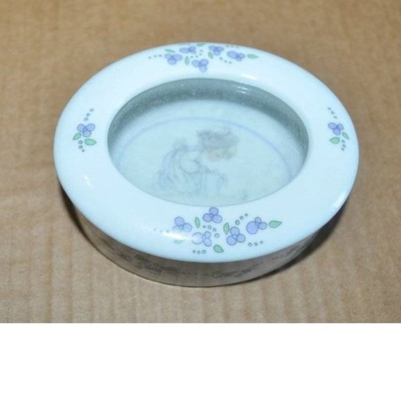 Precious Moments Trinket Jewelry Box "Bless This Earth" 1989 Round - Picture 1 of 4